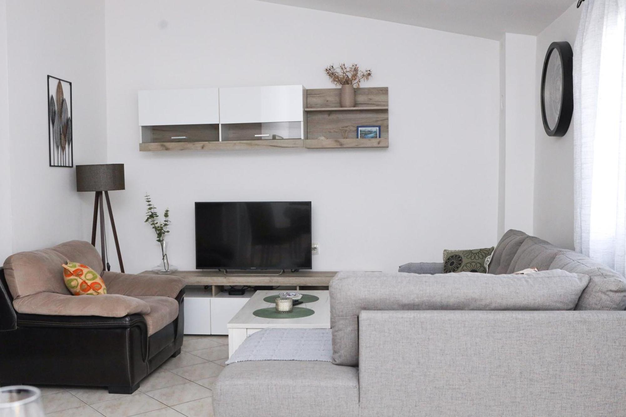 3-Bedroom Apartment With Panoramic Bay Views Kotor Exteriér fotografie